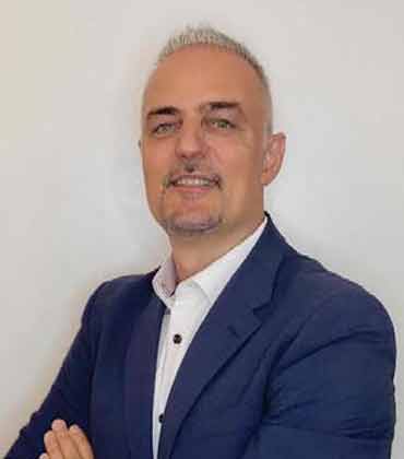 Ciprian Porutiu, Vice President, Operations & Delivery, Change Management, Digital Transformation, Marsh McLennan